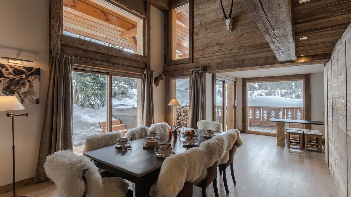 Meribel Centre Ski Chalet | Luxury chalet Méribel center 240m2 with spa and sauna