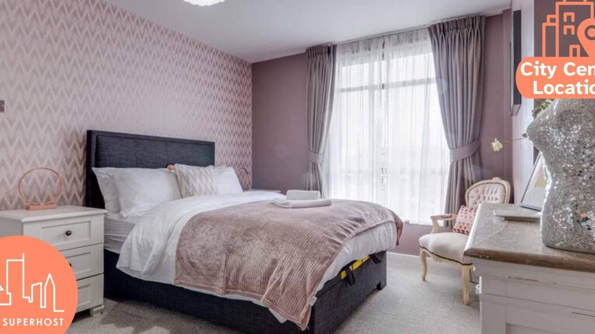 Castlefield Apartment | Luxury City Centre Home by City SuperHost