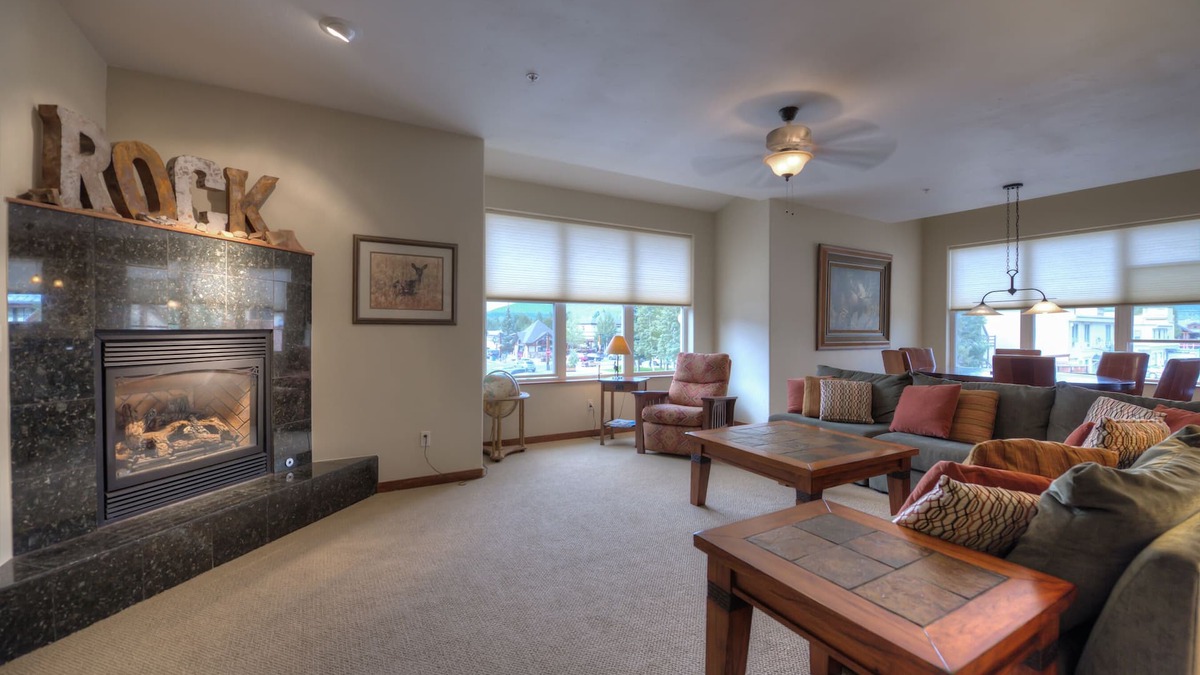 Frisco Condo | Luxury Condo 1 Block from Main St and Free Ski Shuttle