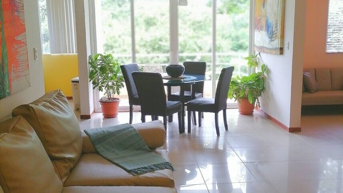 Barrio Santa Lucia Condo | Luxury Condo 5 mins walk to the Beach!