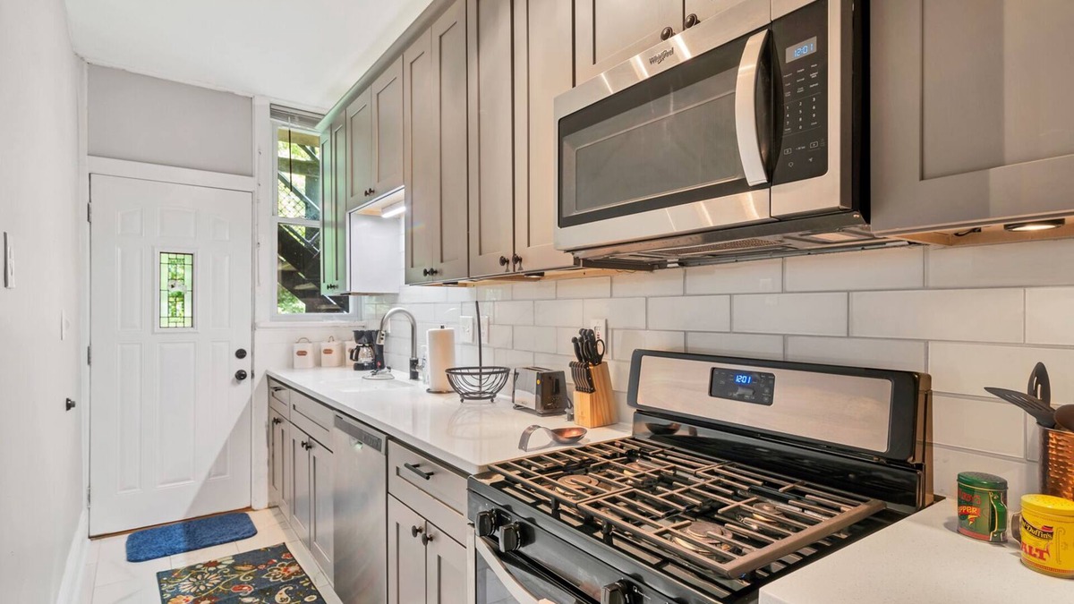 Southwest Garden Condo | Luxury Condo down the street from Tower Grove Park