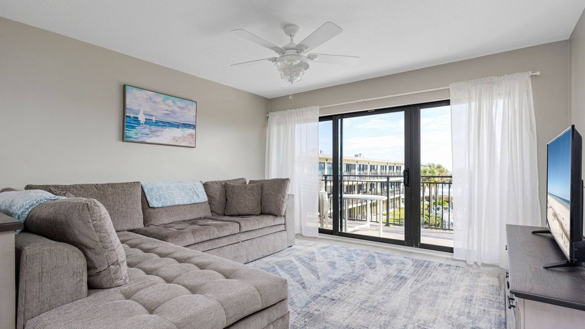 Crescent Beach Condo | Luxury Condo,-Steps to the Beach, Balcony, Ocean View + Pool