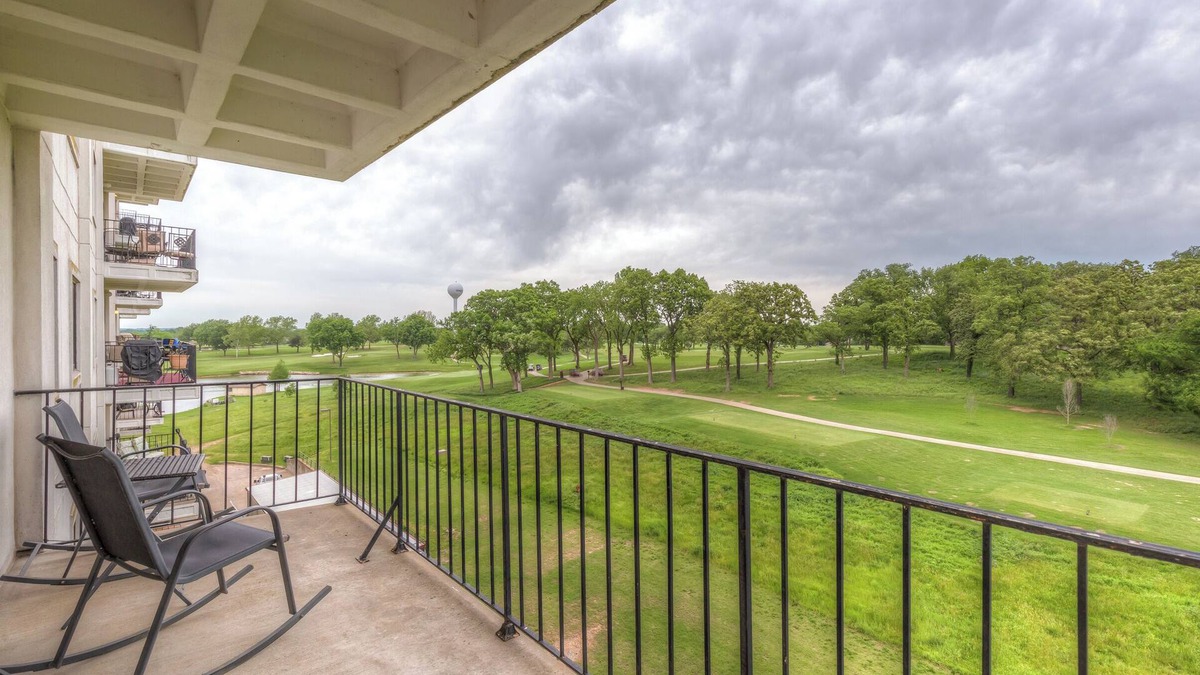 Afton Condo | Luxury Condo Steps from Shangri La, Anchor