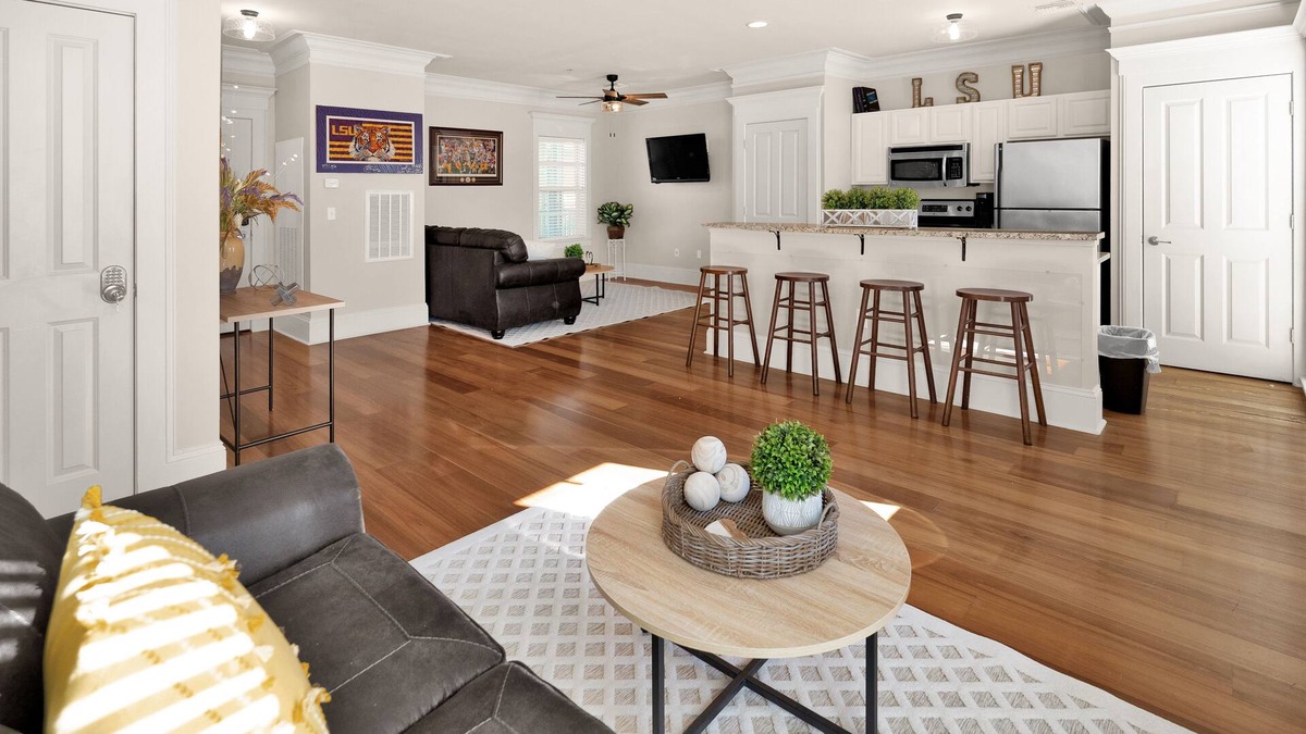 Highlands - Perkins Condo | Luxury Condo Steps from LSU Stadium/Campus