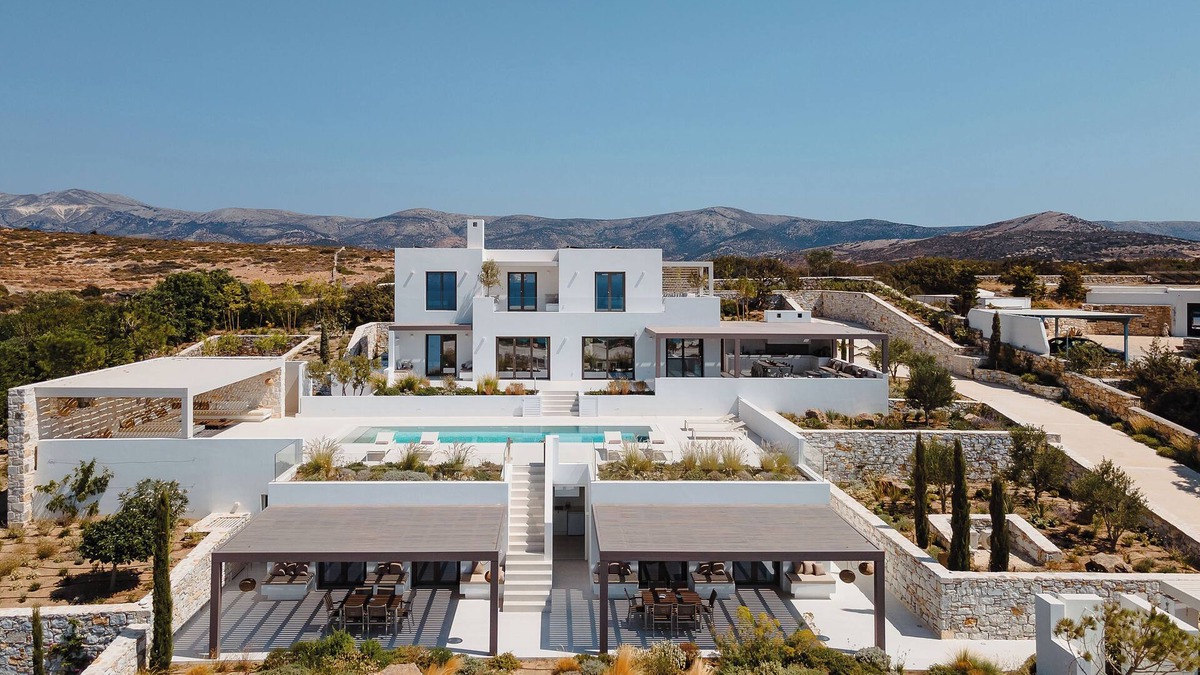 Naxos Villa | Luxury contemporary property in Naxos, up to 16 guests.