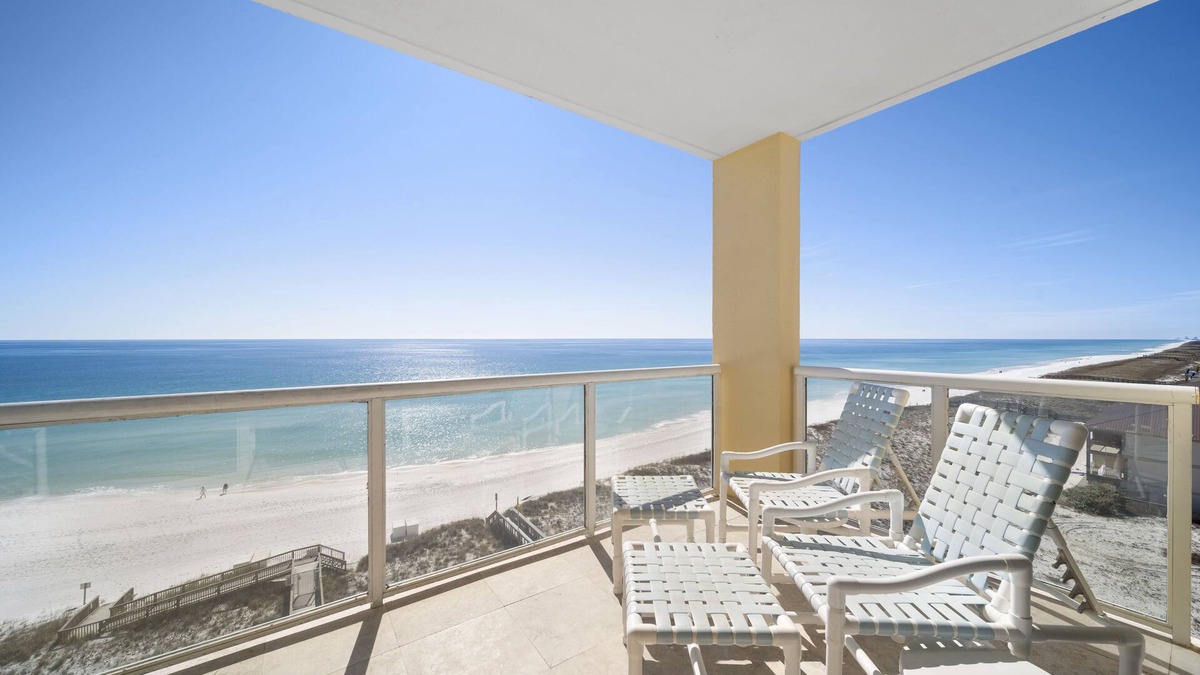 Navarre Beach Condo | Luxury Corner Unit For The Discriminating Traveler with Double Beach Service