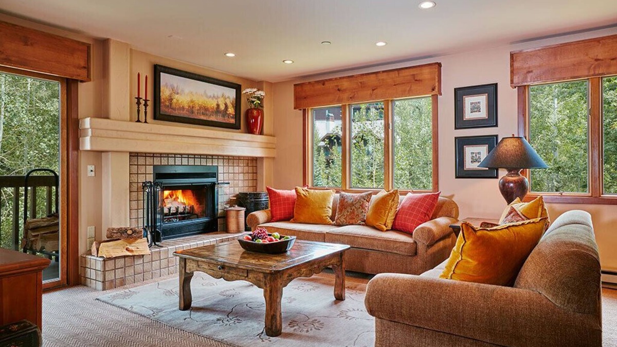 Beaver Creek Condo | Luxury Corner Unit Condo Townsend Place Beaver Creek Sleeps 1-4 Ski-in/Ski-out