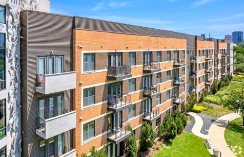 Dallas Design District Apartment | Luxury Corporate Suites By Suite Nation