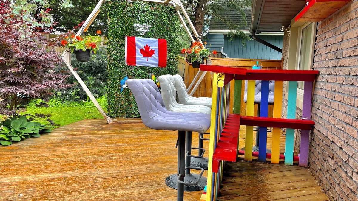 Scugog Cottage | Luxury Cottage by Lake Scugog w/Hot Tub
