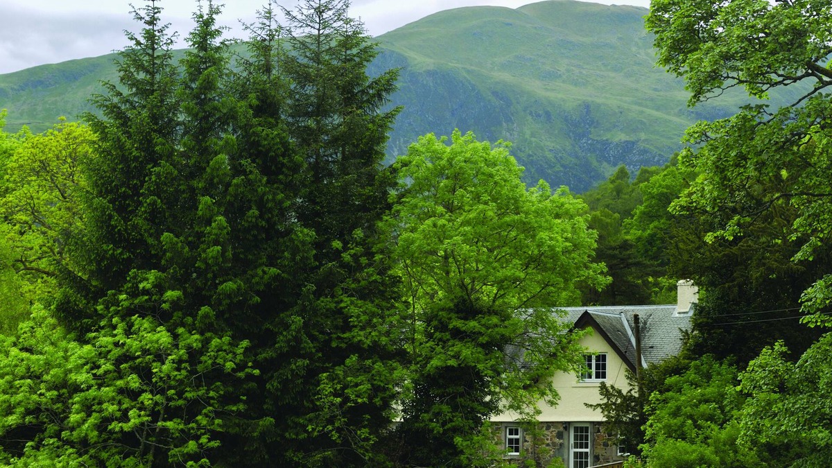 Callander Cottage | Luxury Cottage-Countryside View Orchard Cottage