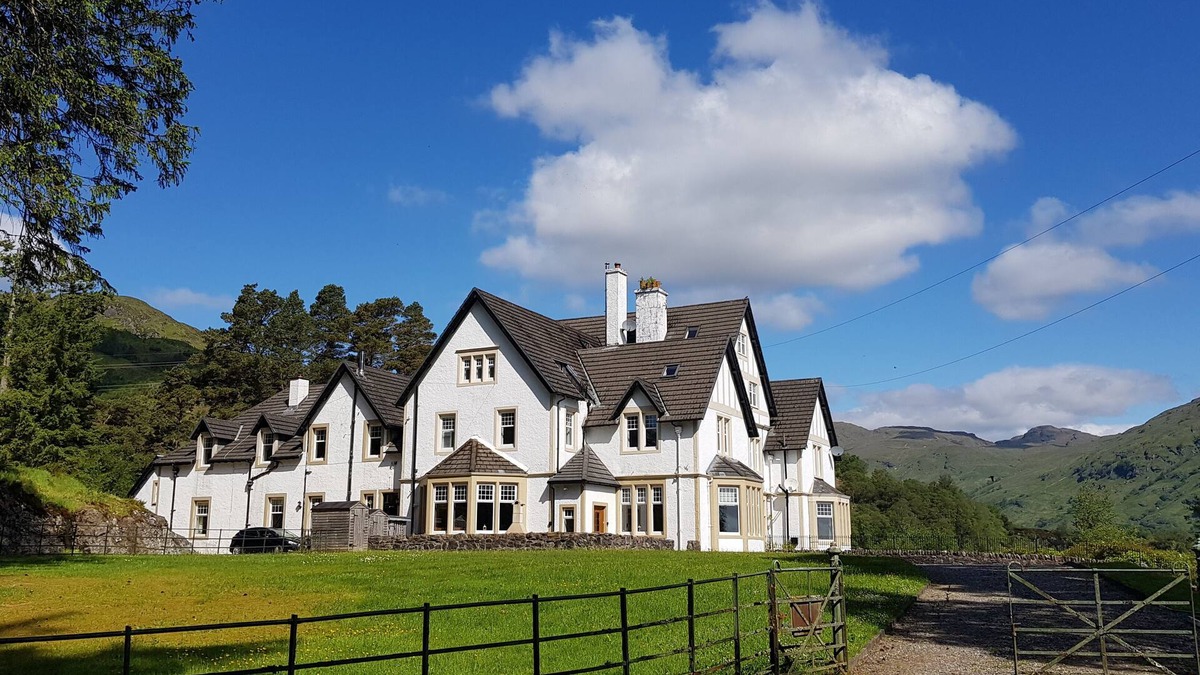Ascog Cottage | Luxury cottage in the heart of Loch Lomond and The Trossachs