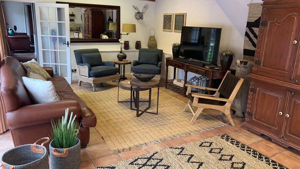 Guildford Cottage | Luxury Cottage Whitmoor Farm