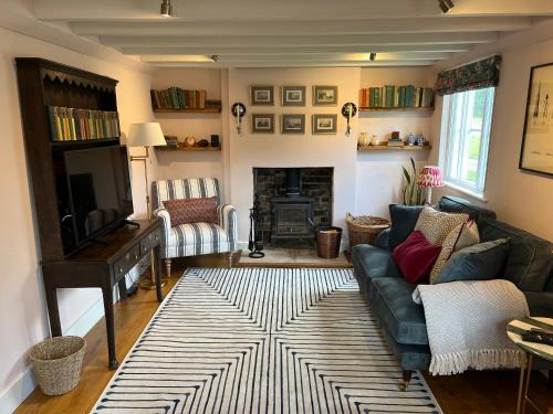 Northway Apartment | Luxury Cottage with Garden