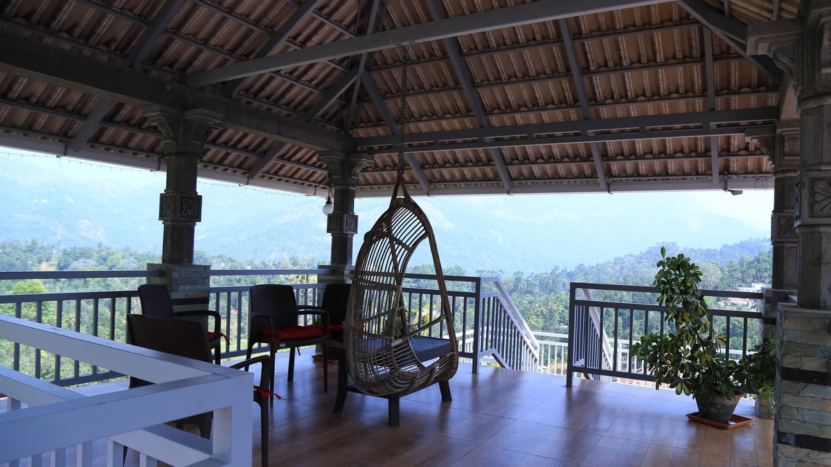Anachal Villa | Luxury cottages with beautiful mountain view