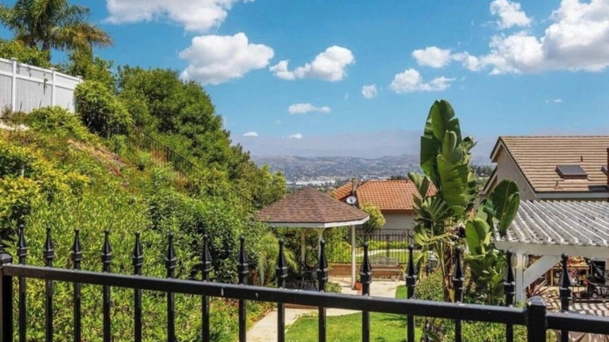 Mount Wilson House | Luxury Custom Design House with View Los Angeles, close to Orange County, Disney