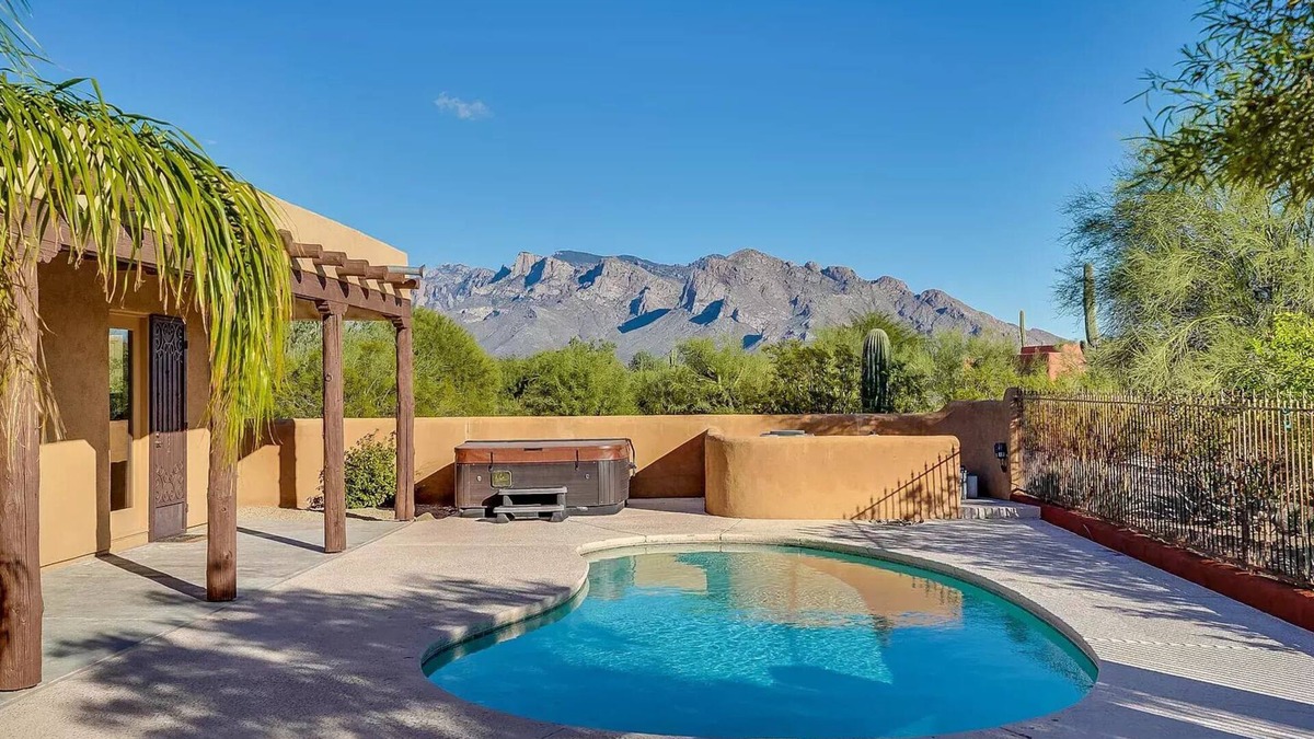 Chaparral Heights House | Luxury desert oasis, pool, 360 mountain views, perfect for families, biz travel.