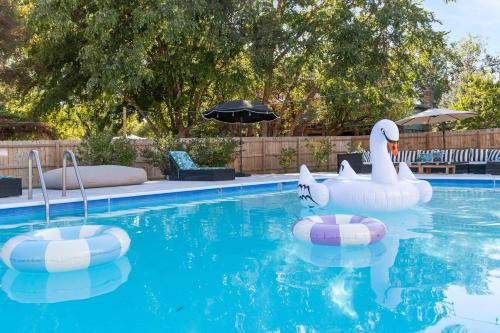 West Omaha House | Luxury Designer Home Theatre Games & BBQ Grill
