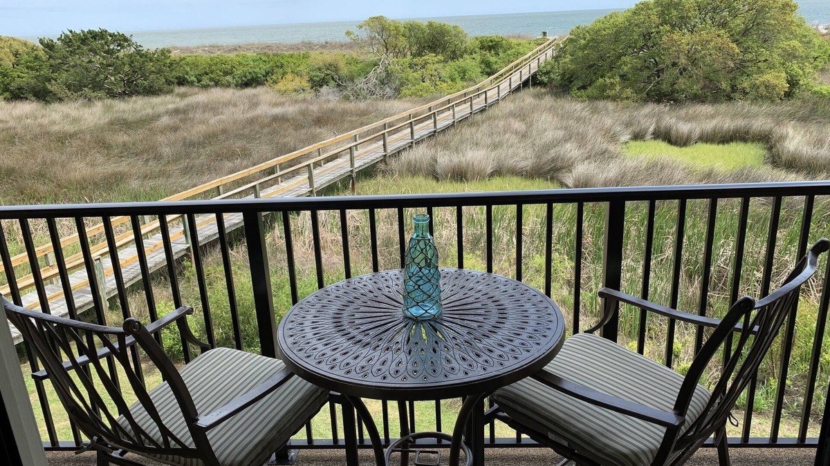 Folly Field Condo | Luxury Direct Ocean Front View Condo! Also see #4608714- next door.