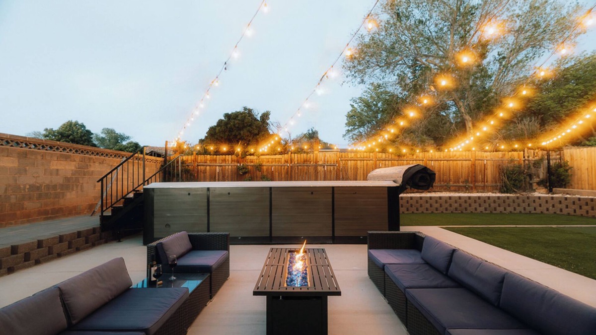 Cedar City House | Luxury Downtown Getaway - Private 20ft Swim Spa