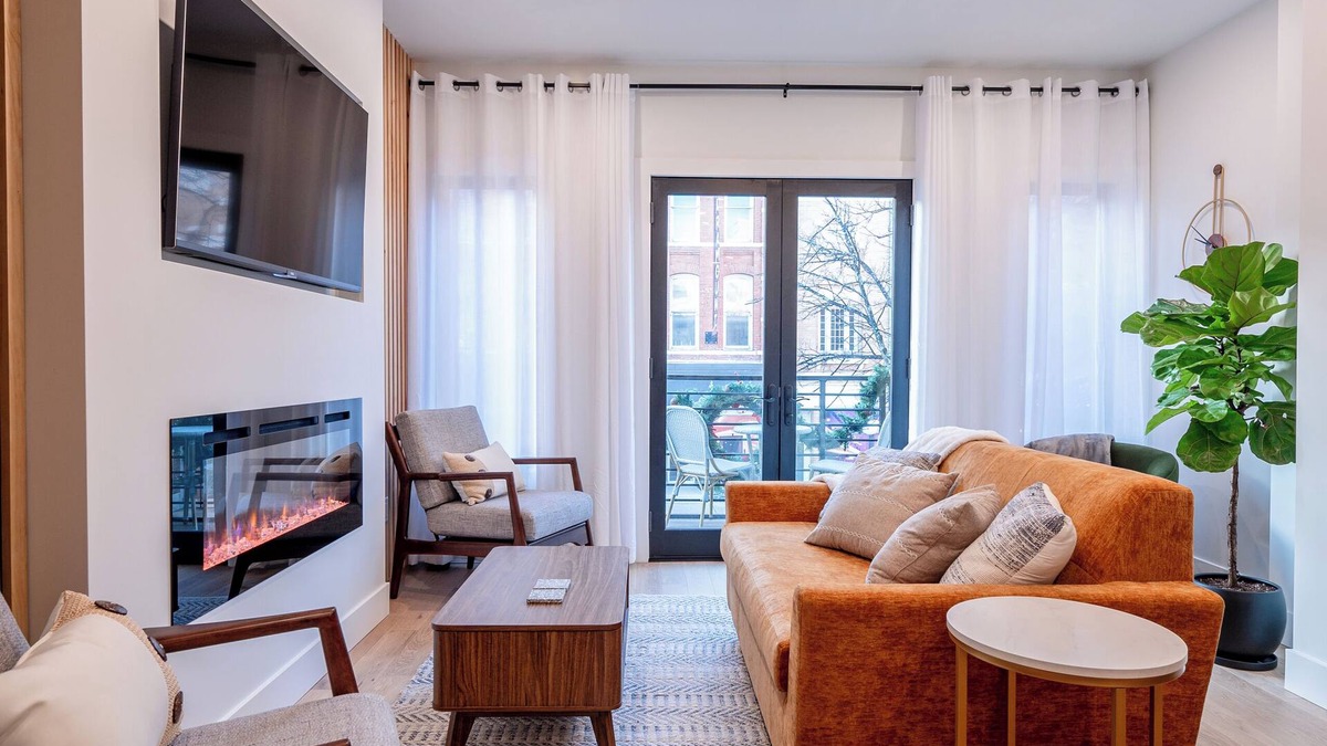 Rutland Apartment | Luxury, downtown Rutland apartment with balcony