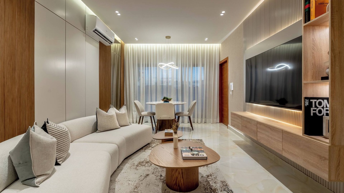 Ensanche Naco Condo | Luxury Downtown Stay ~ 11th FL ~ Jacuzzi, Gym, City Views @Naco