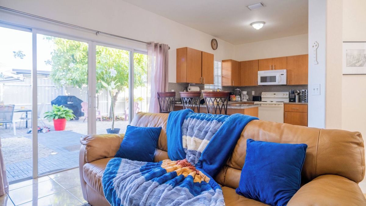 Goulds House | Luxury DreamStay Miami 3/2 King Suite