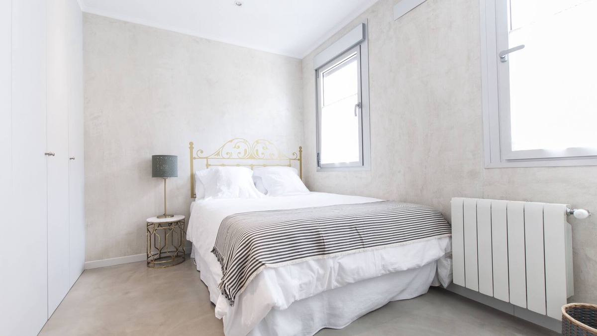 Palos de la Frontera Apartment | Luxury & exclusive apartment Reina Sofia in Atocha Madrid center