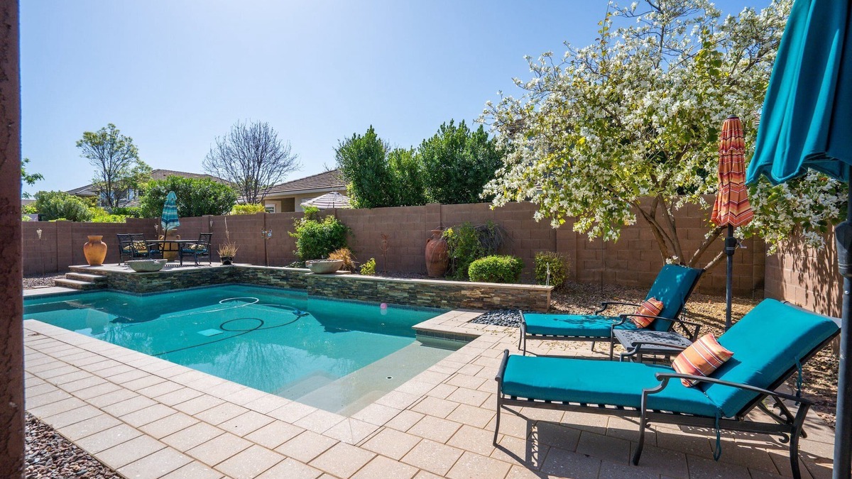 Morrison Ranch House | Luxury Extended Stay in Gilbert- Pool, Office & Game Room in Morrison Ranch