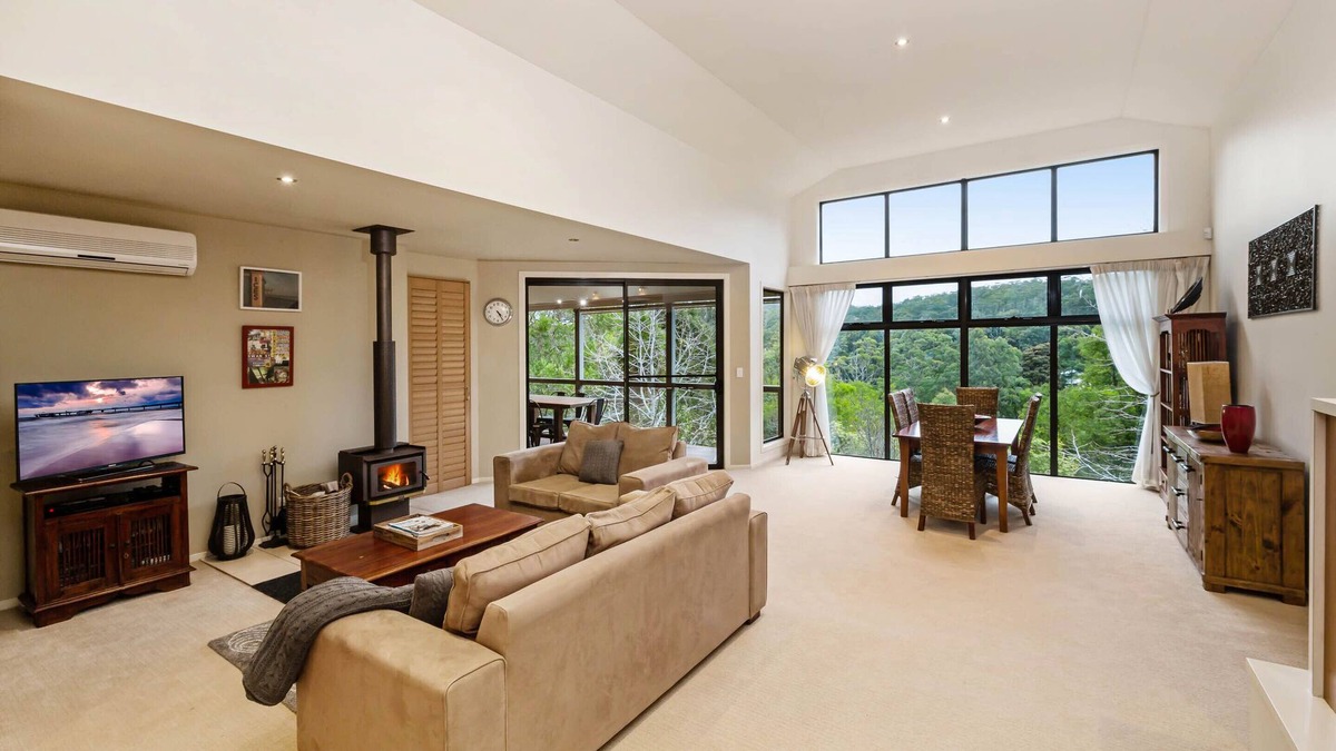 Ravensbourne House | Luxury family holiday retreat in the mountains amongst nature and forest