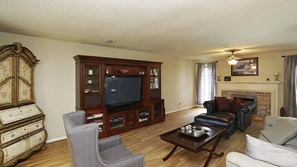 Cypress House | Luxury family home, Cypress, TX near to FM 1960, NW Houston and IAH Airport.
