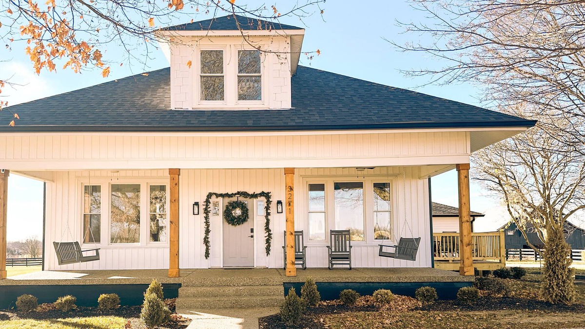 Shelbyville House | Luxury farmhouse on Bourbon Trail with hot tub - Bulleit 4 mi - Frankfort 15 mi