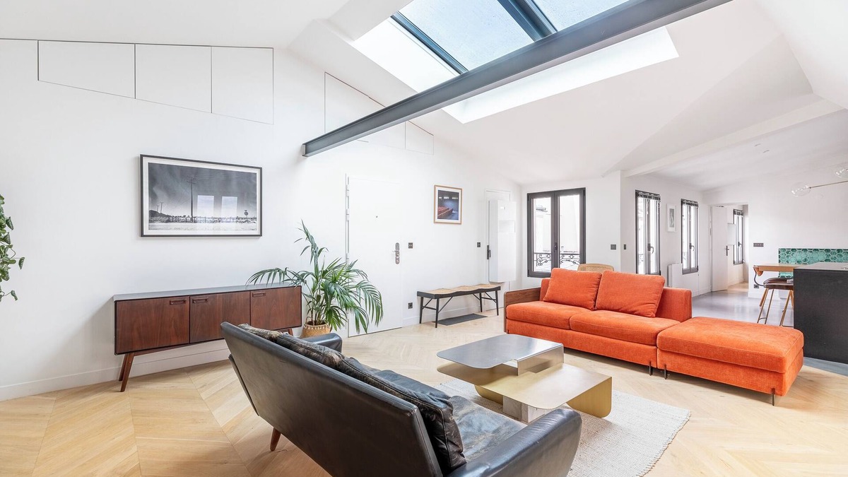 10th Arrondissement Apartment | Luxury Flat With AC "La Verrière du Paradis "