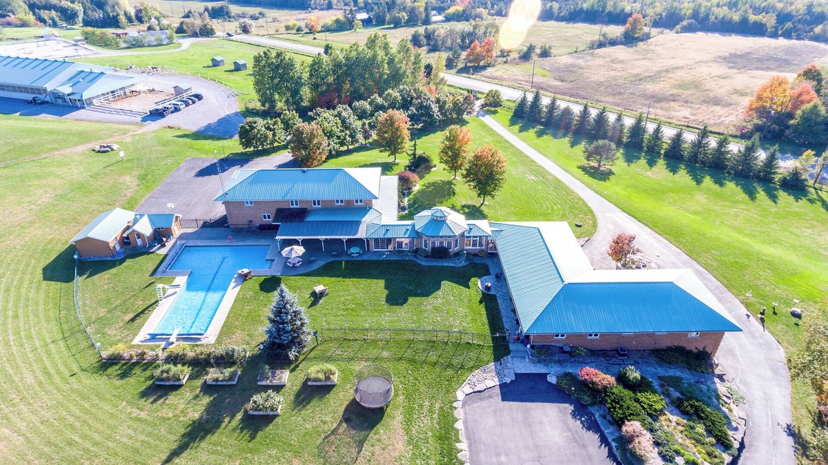 Bethany House | Luxury for all ages, One-of-a-kind Pool and Zen with Horses