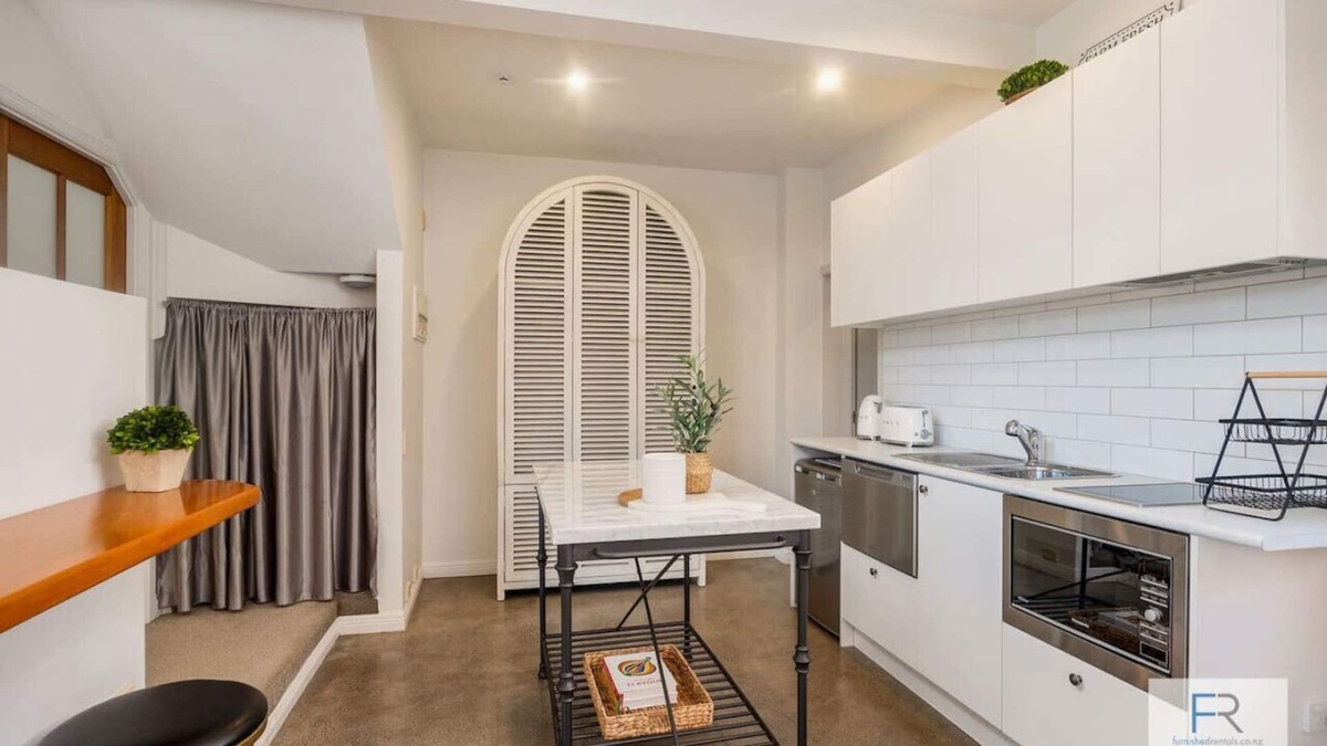 Auckland Central Business District Apartment | Luxury Freemans Bay Studio w Free Car Park