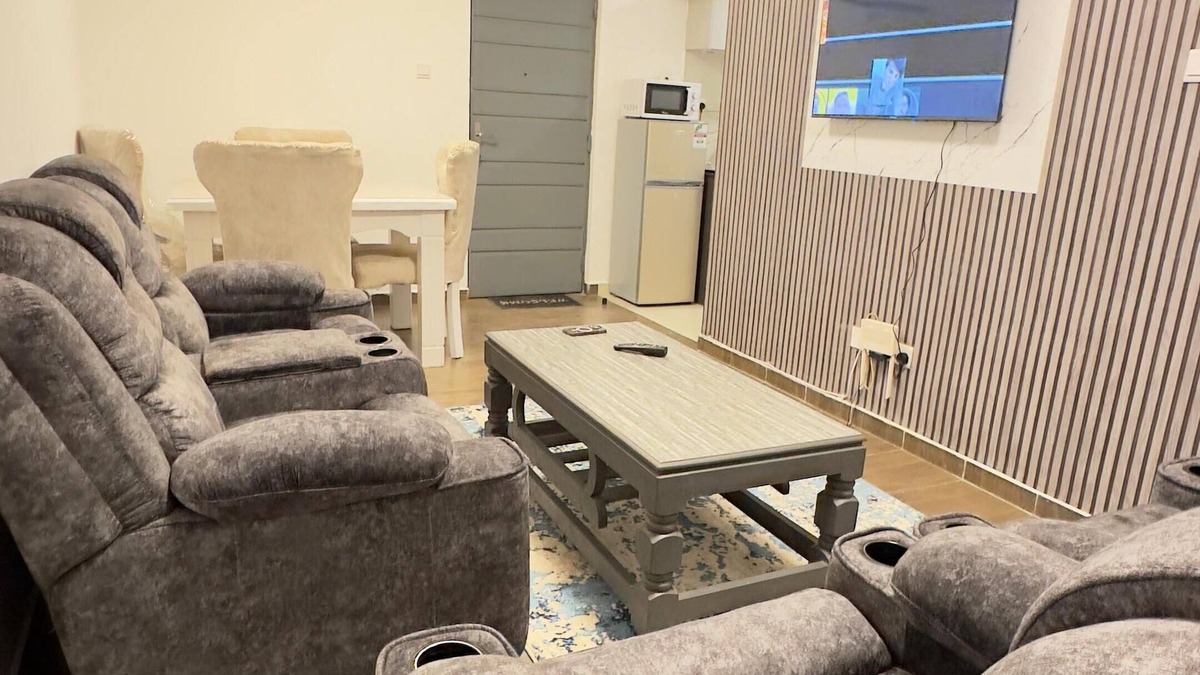 Nairobi Upper Hill Apartment | Luxury furnished apartment 2 bedroom and 24 hour security She has a car parking.