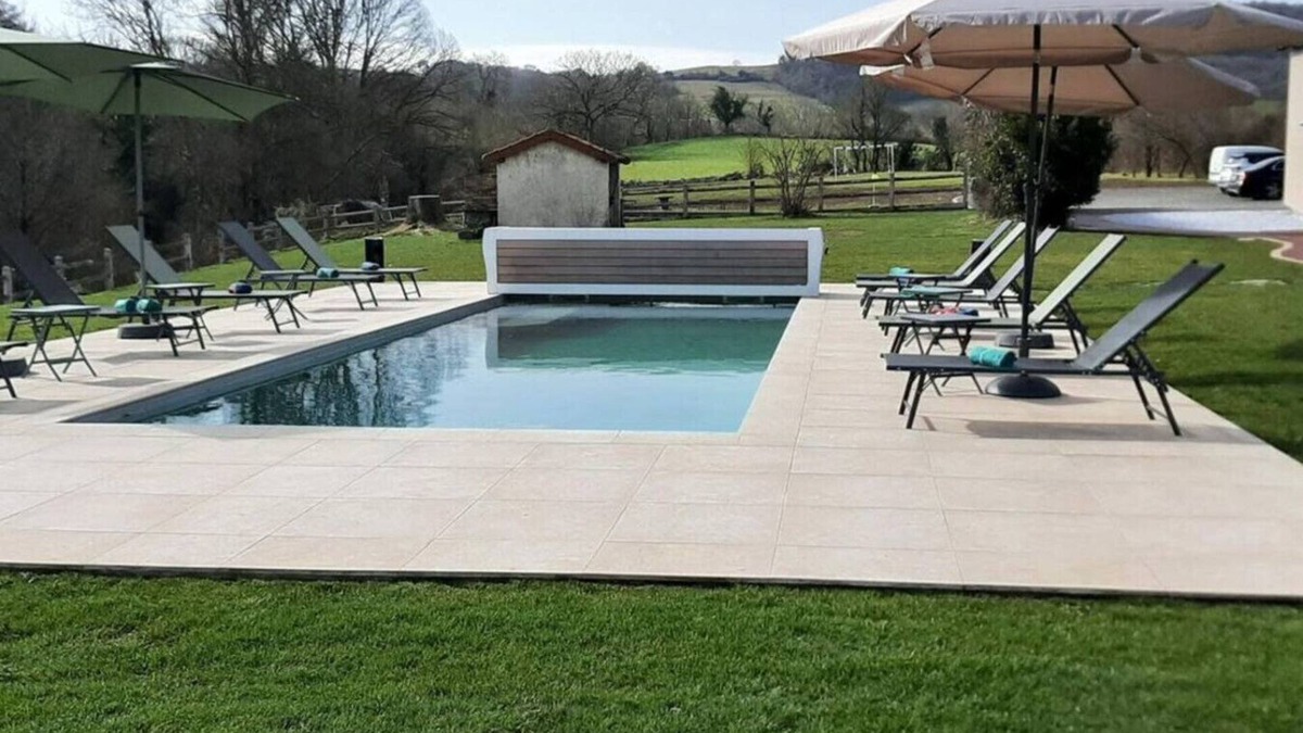 Clecy House | Luxury gîte with private pool 14 pers Clécy