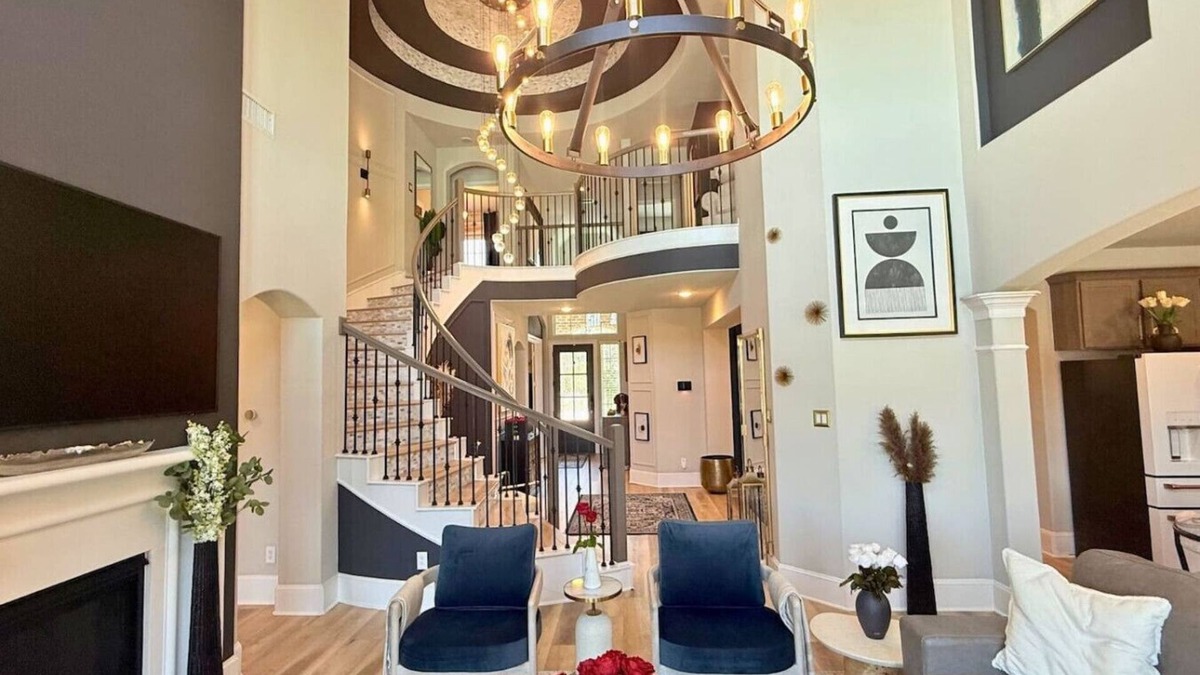 Atascocita Apartment | Luxury Getaway w/Pool, Sauna, Gym & Lagoon