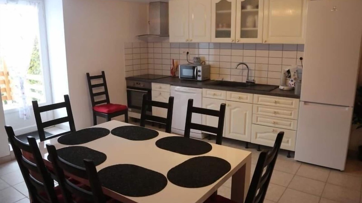 Fleville-Lixieres Cottage | Luxury Gîte with Sauna, Games Room, and Terrace - Near Verdun and Amnéville Attractions