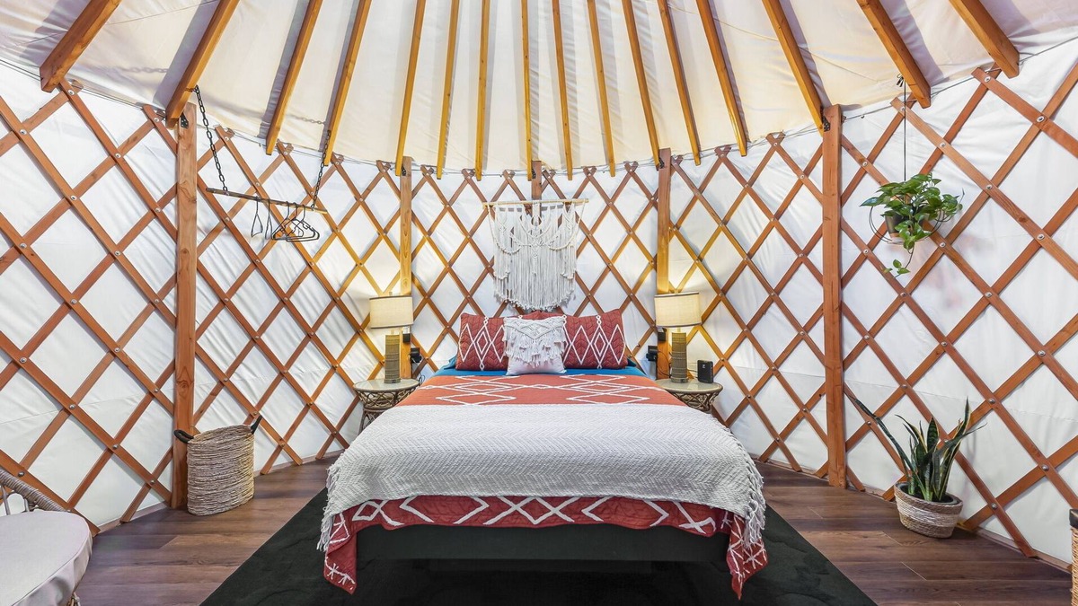 Aransas Pass Cabin | Luxury Glamping Yurt on 1 acre!