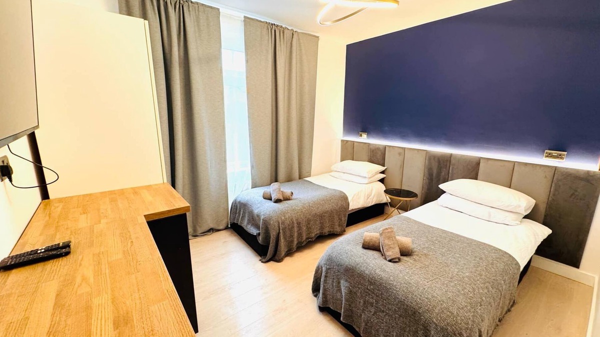 Grangemouth Apartment | Luxury Grangemouth accomodation- ideal for contractors and holidaymakers