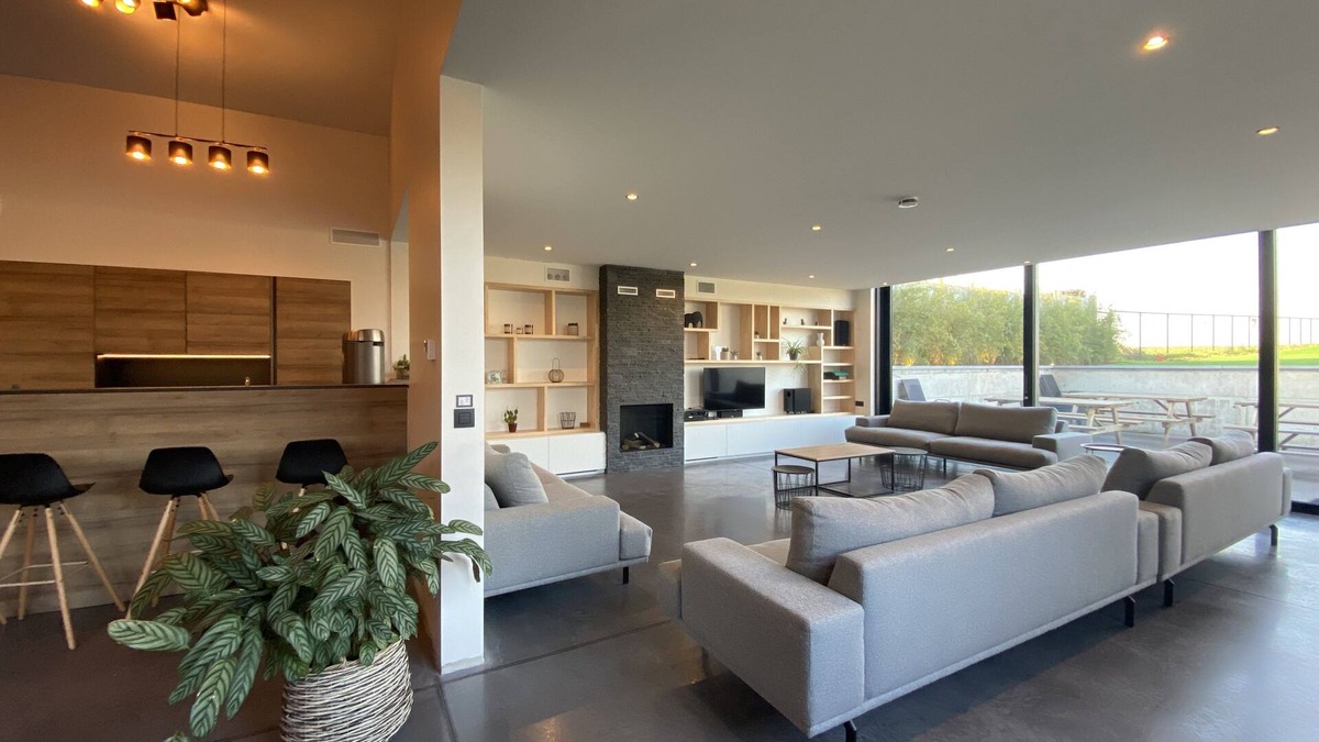 Schorisse Villa | Luxury group home with wellness and garden
