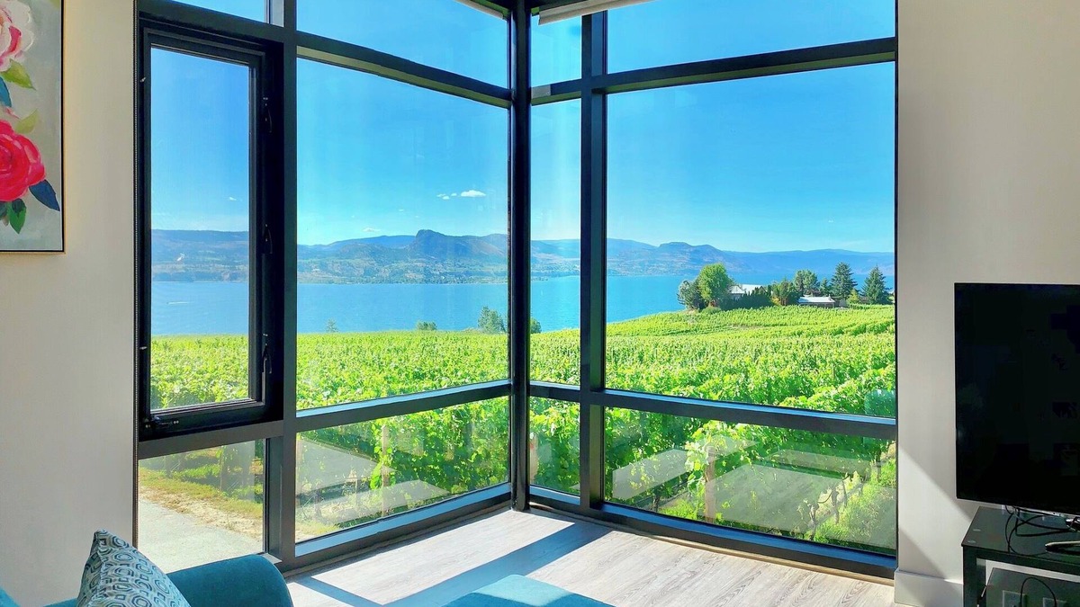 Okanagan-Similkameen House | Luxury Guest Suite at Moraine Winery with Vineyard and Lake Views
