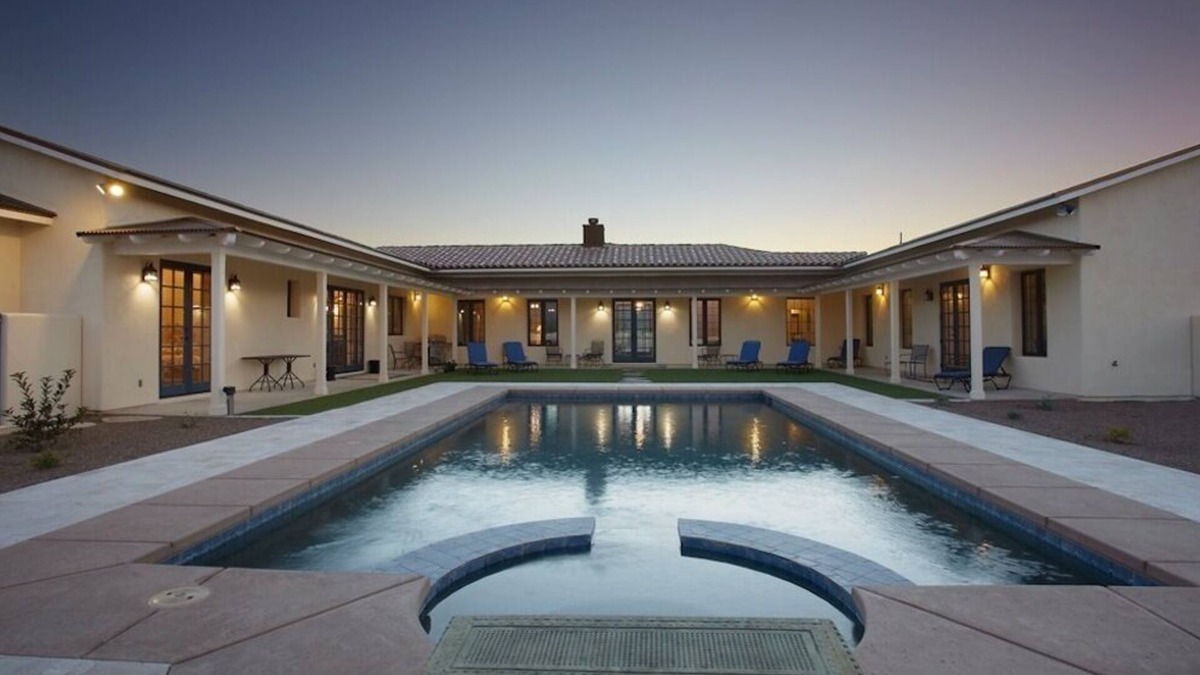 Tubac House | Luxury Hacienda On 5 Acres . Pool & Spa . Gourmet Kit . Golf .