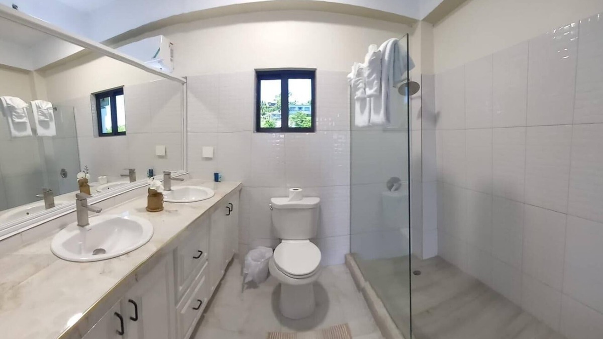 Port Antonio Hotel | Luxury Havens, in the hills of Passley Gardens, overlooking Port Antonio