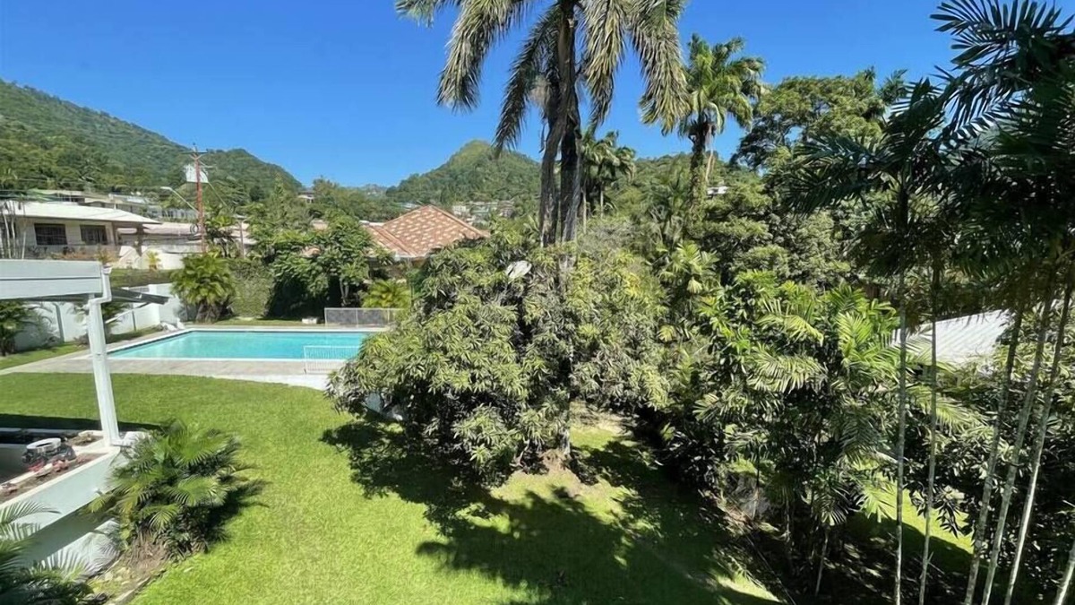 Maraval House | Luxury Hibiscus House