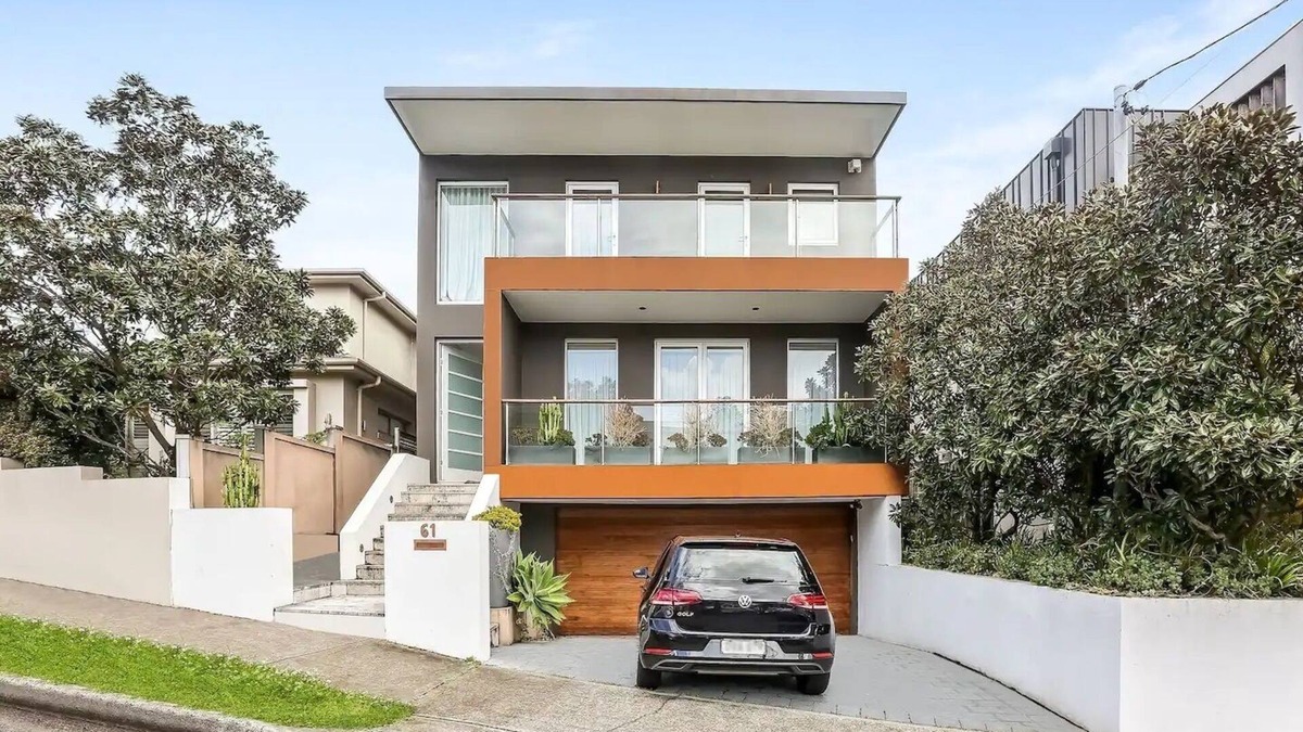 Rose Bay House | Luxury Home-Heated Pool-5 Bedrooms-4 Bathrooms