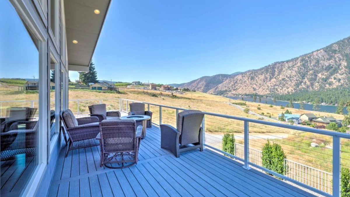 Manson House | Luxury Home In Manson - incredible views- all modern amenities