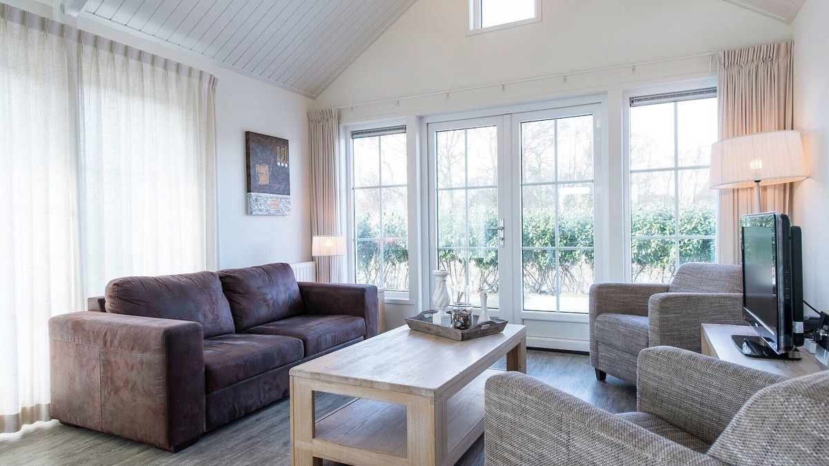 Hollum House | Luxury Home nr Beach