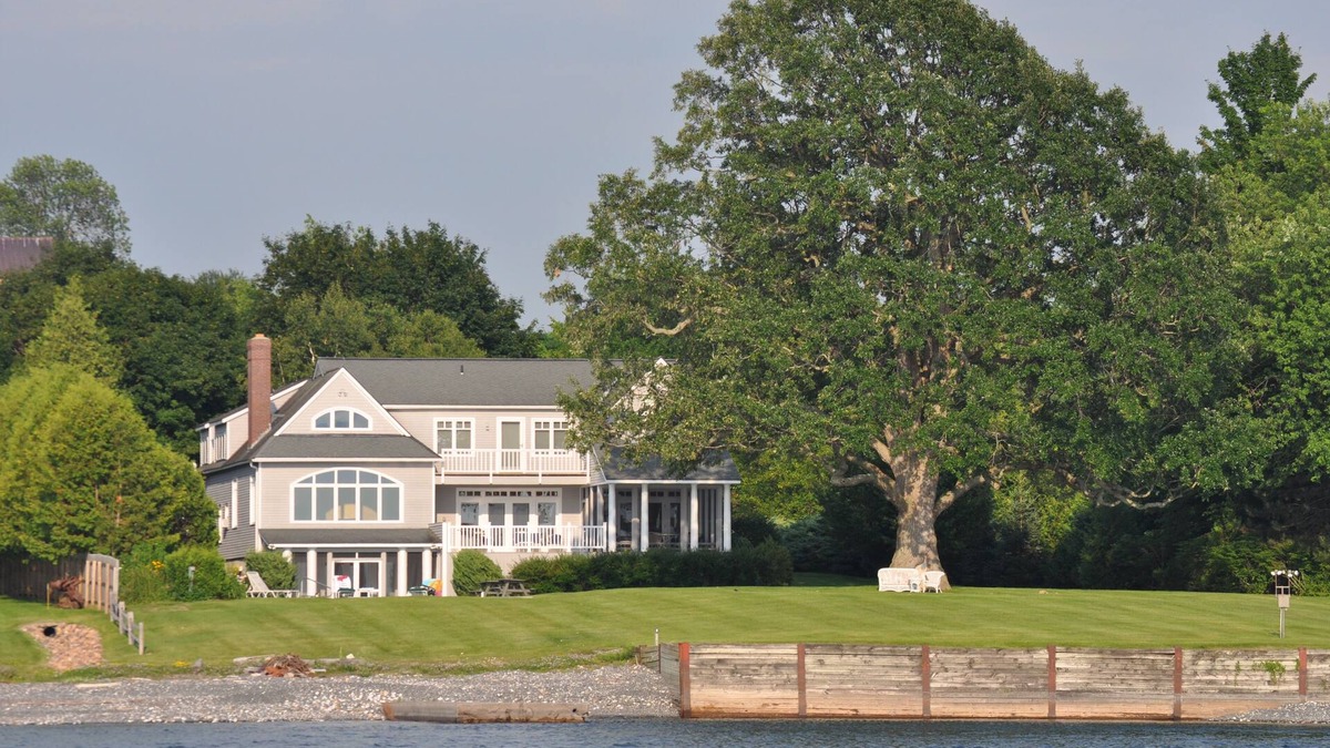 Charlotte House | Luxury home on Lake Champlain, with pool, hot tub, kayaks, and much more