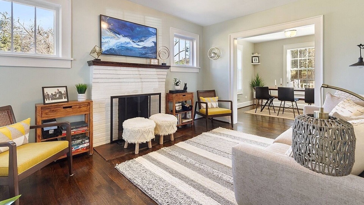 Radford House | Luxury Home Stay. Vacation Paradise near wineries, lake, trails. Near RU/VT